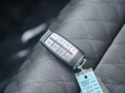 Used 2025 Genesis GV70 3.5T Sport w/ Sport Advanced Package image 46