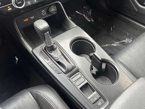 Certified 2024 Honda Civic EX-L image 31
