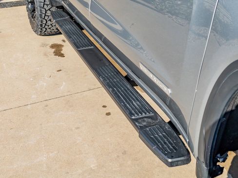 Used 2024 GMC Sierra 1500 Elevation w/ X31 Off-Road Package image 13