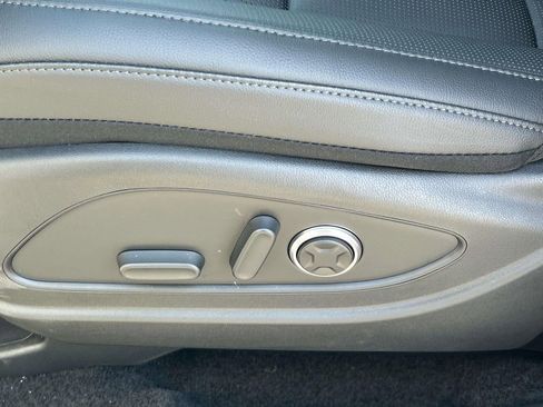 New 2026 Hyundai Palisade Limited FWD image 16