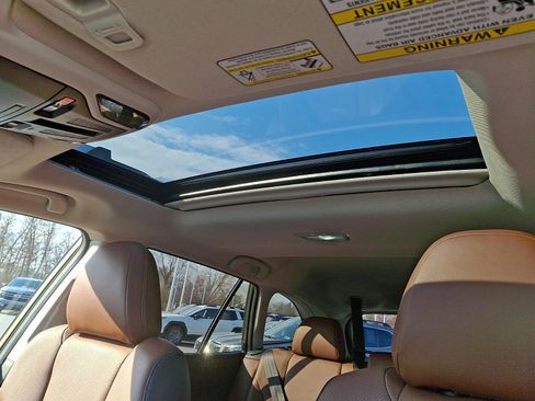 Used 2021 Subaru Outback Touring XT image 16