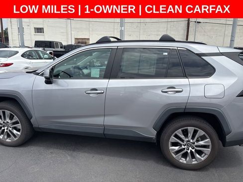 Used 2022 Toyota RAV4 XLE Premium FWD image 9