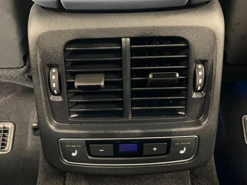 Used 2022 Audi e-tron GT Prestige w/ Prestige Package image 22