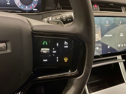 Certified 2024 Land Rover Range Rover Evoque S image 22