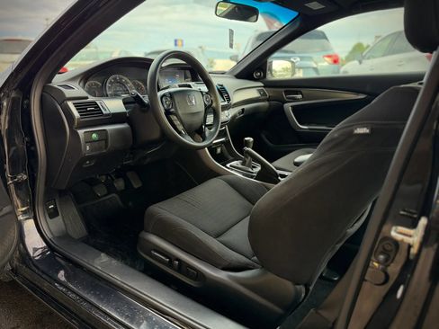 Used 2016 Honda Accord EX image 8