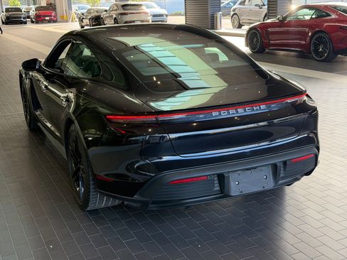 Certified 2025 Porsche Taycan w/ Premium Package RWD image 2