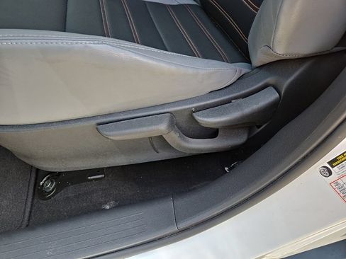 Used 2024 Nissan Kicks SR w/ SR Premium Package FWD image 38