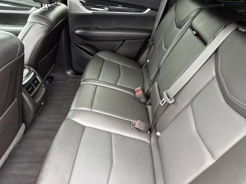 Used 2023 Cadillac XT5 Premium Luxury w/ Technology Package AWD/4WD image 19