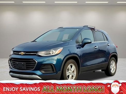 Used 2020 Chevrolet Trax LT w/ LT Convenience Package image 1