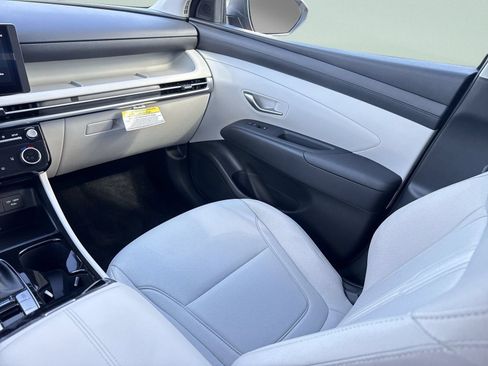 New 2026 Hyundai Tucson SEL FWD image 12