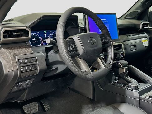 New 2026 Toyota Tacoma Limited AWD/4WD image 7