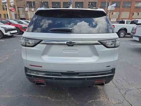 Used 2019 Chevrolet Traverse Premier w/ Redline Edition AWD/4WD image 6