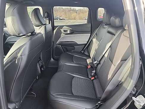 New 2026 Jeep Compass Latitude AWD/4WD image 17