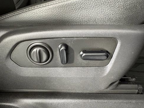 Used 2019 GMC Sierra 1500 Denali w/ Denali Ultimate Package image 41