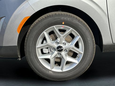 New 2025 Kia Soul LX image 23