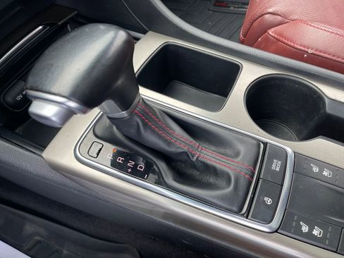 Used 2017 Kia Optima SX w/ Launch Edition Package image 27