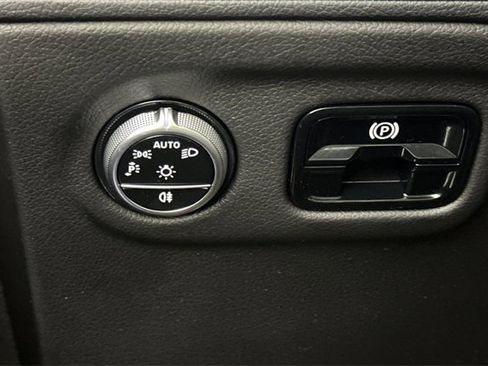 Certified 2023 Mercedes-Benz EQE 350+ SUV image 31