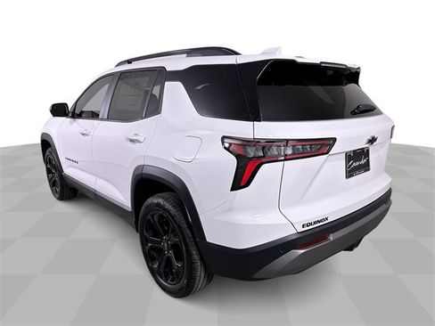 New 2026 Chevrolet Equinox LT w/ Convenience Package II image 6