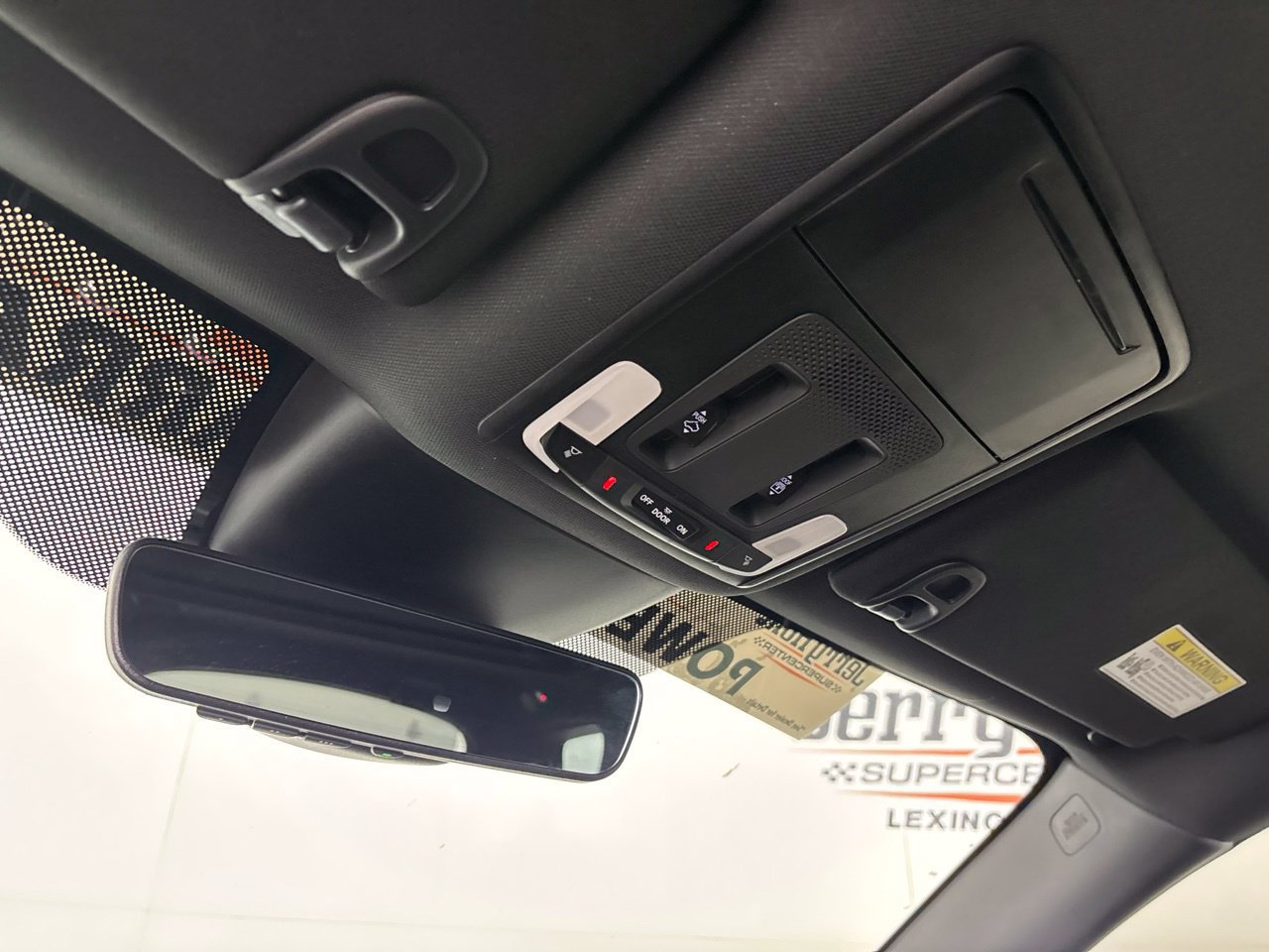 Used 2025 Honda Pilot Black Edition image 26