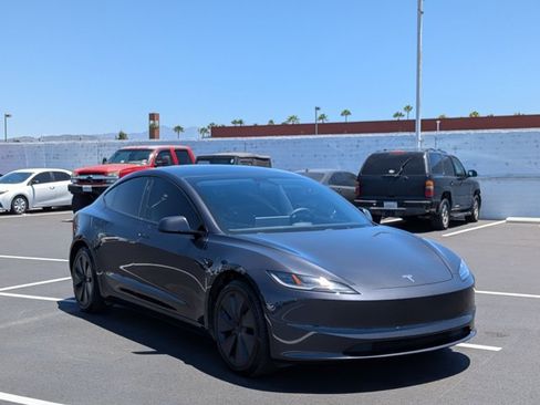 Used 2024 Tesla Model 3 RWD image 3