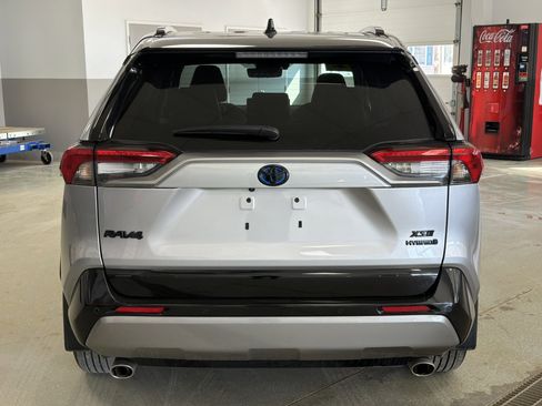 Used 2023 Toyota RAV4 XSE image 9