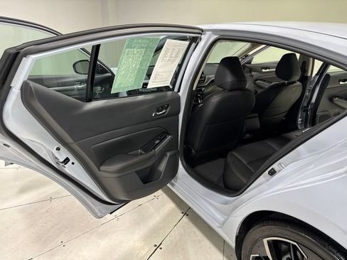 Used 2023 Nissan Altima 2.5 SR FWD image 22