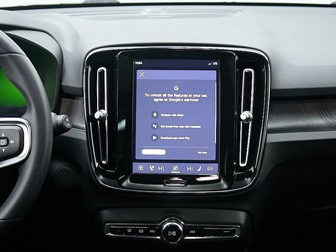Certified 2023 Volvo XC40 Recharge Ultimate w/ Protection Package Premier image 26