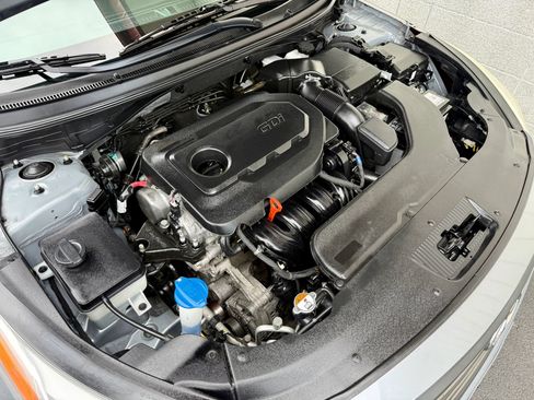 Used 2017 Hyundai Sonata Sport FWD image 12