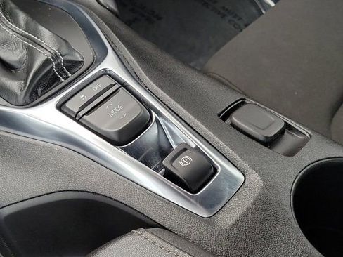 Used 2023 Chevrolet Camaro LT image 21