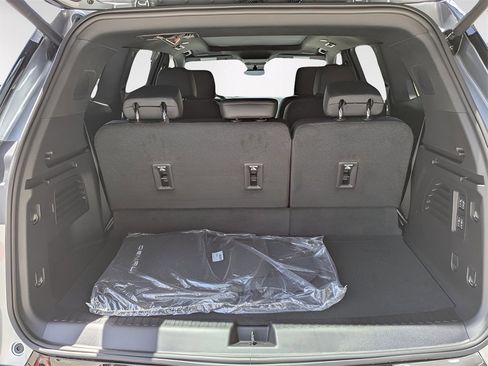 New 2026 GMC Acadia Denali w/ Super Cruise Package image 6