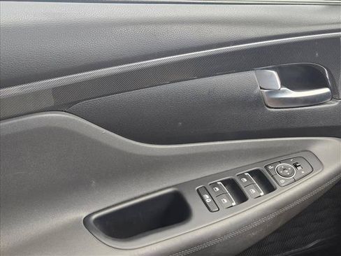 Used 2023 Hyundai Santa Fe SEL FWD image 8