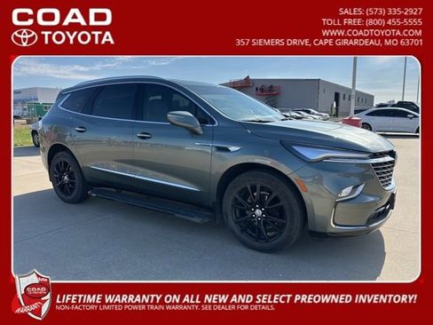 Used 2023 Buick Enclave Premium w/ Experience Buick Package image 1