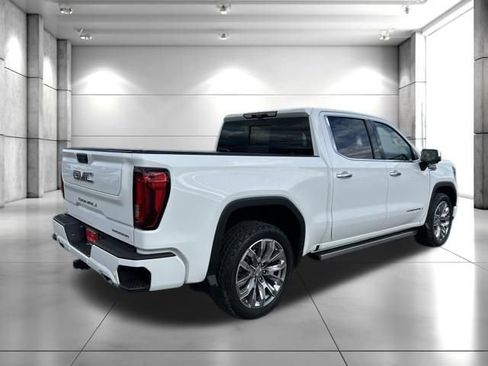 Used 2024 GMC Sierra 1500 Denali AWD/4WD image 8