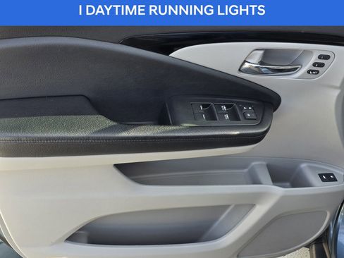 Used 2017 Honda Pilot Elite image 17