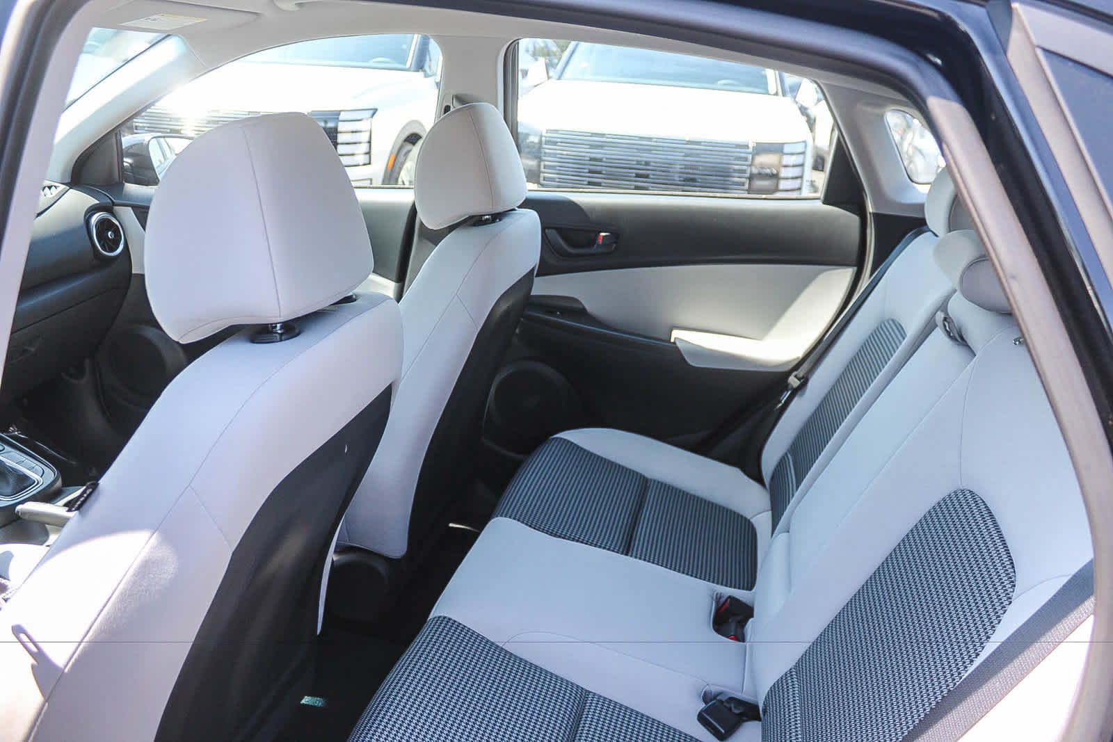 Certified 2023 Hyundai Kona SE AWD/4WD image 23