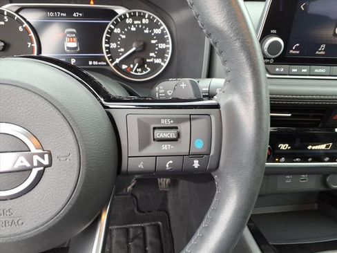 Used 2023 Nissan Rogue SV w/ SV Premium Package image 22