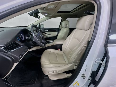 Used 2019 Buick Enclave Premium w/ Experience Buick Package FWD image 20