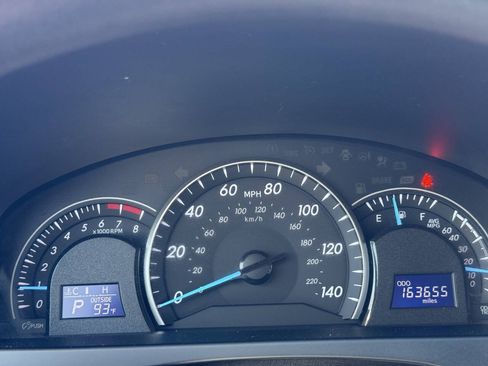 Used 2015 Toyota Camry LE FWD image 13