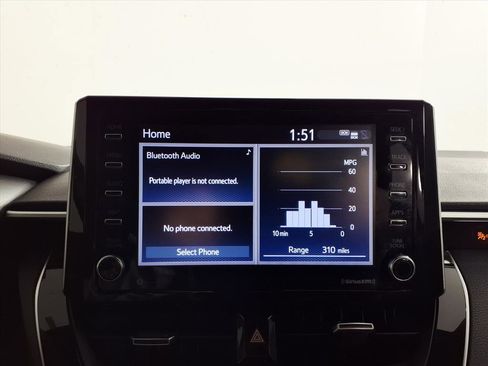 Used 2020 Toyota Corolla Hatchback image 18