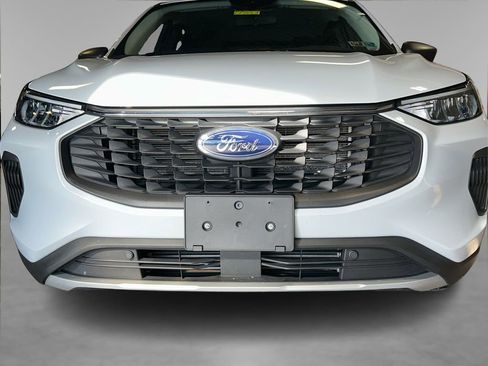 Certified 2025 Ford Escape Active AWD/4WD image 12