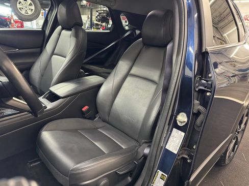 Used 2024 MAZDA CX-30 AWD 2.5 S w/ Select Sport Pkg image 17