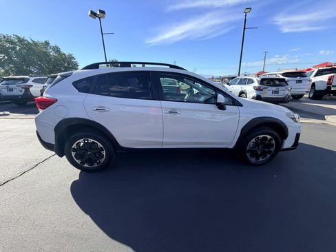 Used 2021 Subaru Crosstrek 2.0i Premium w/ Popular Package #3 AWD/4WD image 2