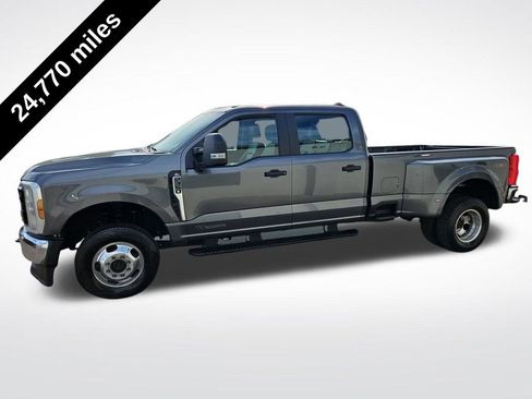 Used 2023 Ford F350 XL w/ 360-Degree Camera Package image 2