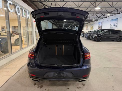 Used 2017 Porsche Macan AWD/4WD image 12