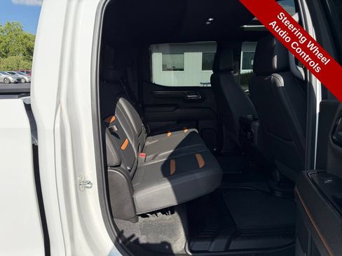 Used 2023 GMC Sierra 1500 AT4 w/ AT4 Premium Package AWD/4WD image 40