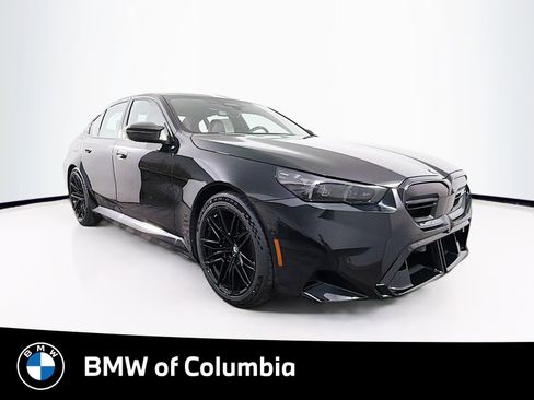 New 2026 BMW M5 w/ Carbon Package image 1