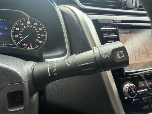 Used 2015 Nissan Murano S w/ Navigation Package image 15