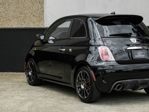 Used 2012 FIAT 500 Abarth w/ Safety & Convenience Pkg FWD image 12