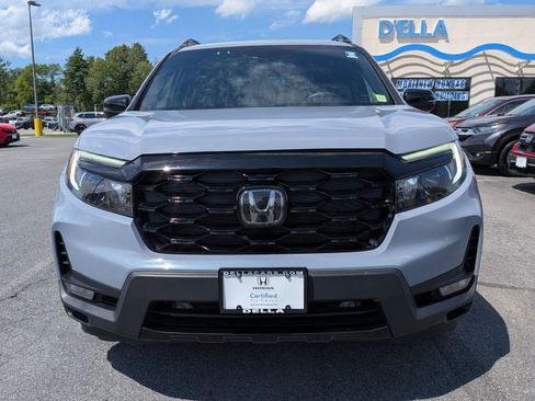 Used 2022 Honda Passport Elite image 2
