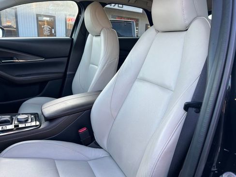 Used 2022 MAZDA CX-30 2.5 Turbo w/ Premium Package image 12